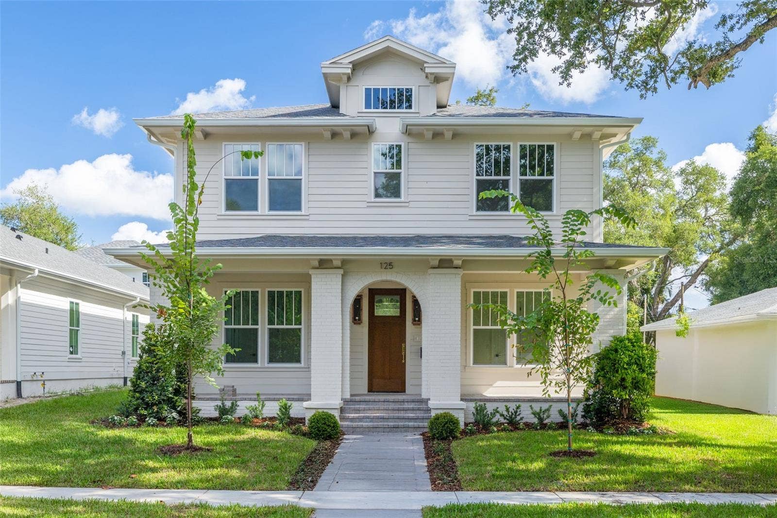 125 24TH AVENUE SE, St Petersburg, FL 33705 125 24TH AVENUE SE, St Petersburg, FL 33705