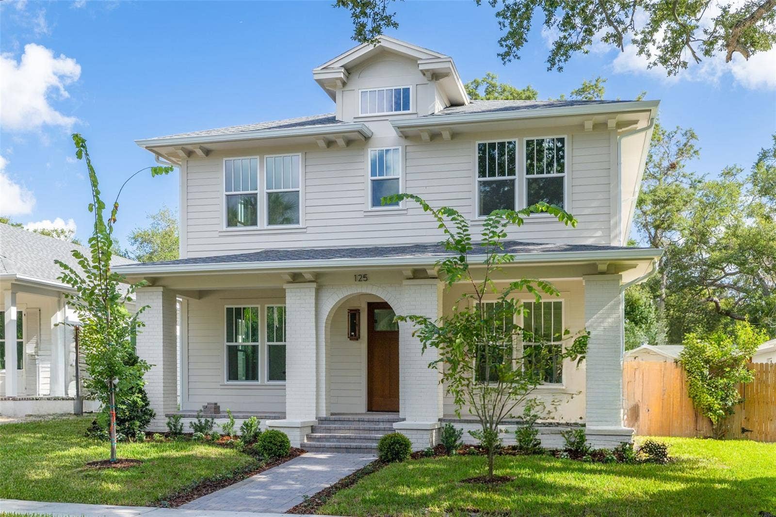 125 24TH AVENUE SE, St Petersburg, FL 33705 125 24TH AVENUE SE, St Petersburg, FL 33705