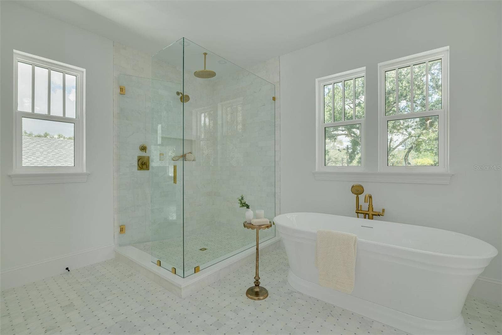 125 24TH AVENUE SE, St Petersburg, FL 33705 125 24TH AVENUE SE, St Petersburg, FL 33705