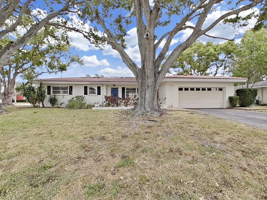 Property photo for 1701 LAURIE LANE, Belleair, FL