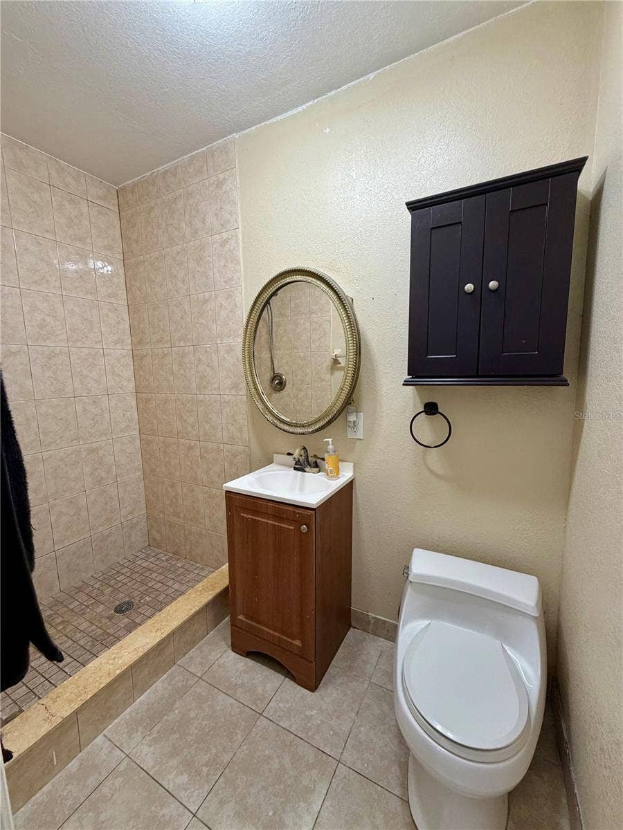 8026 JACKSON SPRINGS ROAD, Tampa, FL 33615 8026 JACKSON SPRINGS ROAD, Tampa, FL 33615