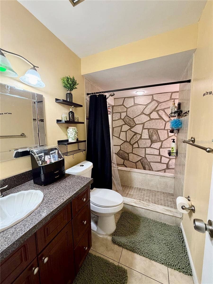 8026 JACKSON SPRINGS ROAD, Tampa, FL 33615 8026 JACKSON SPRINGS ROAD, Tampa, FL 33615