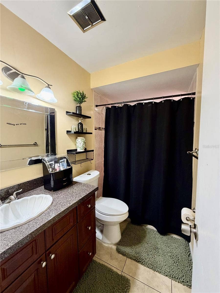 8026 JACKSON SPRINGS ROAD, Tampa, FL 33615 8026 JACKSON SPRINGS ROAD, Tampa, FL 33615
