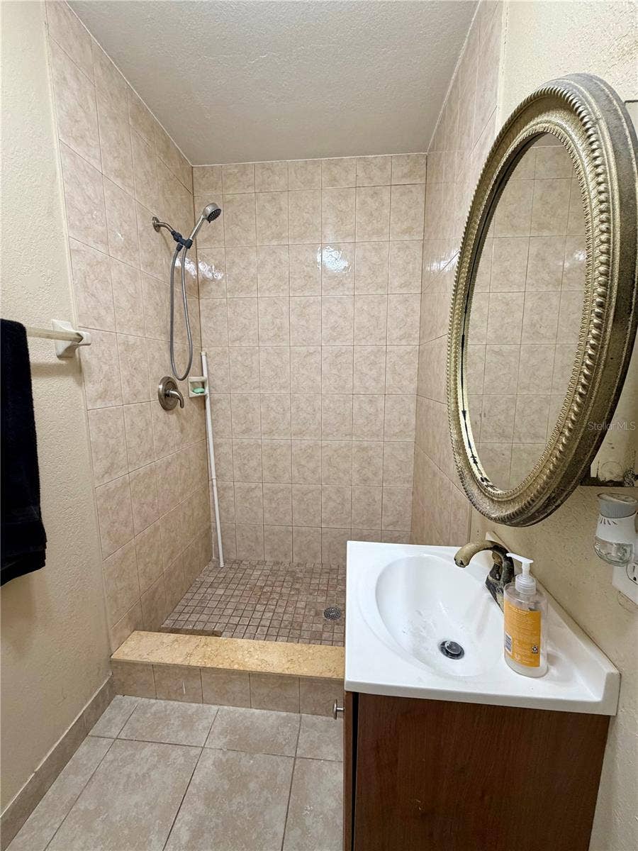 8026 JACKSON SPRINGS ROAD, Tampa, FL 33615 8026 JACKSON SPRINGS ROAD, Tampa, FL 33615