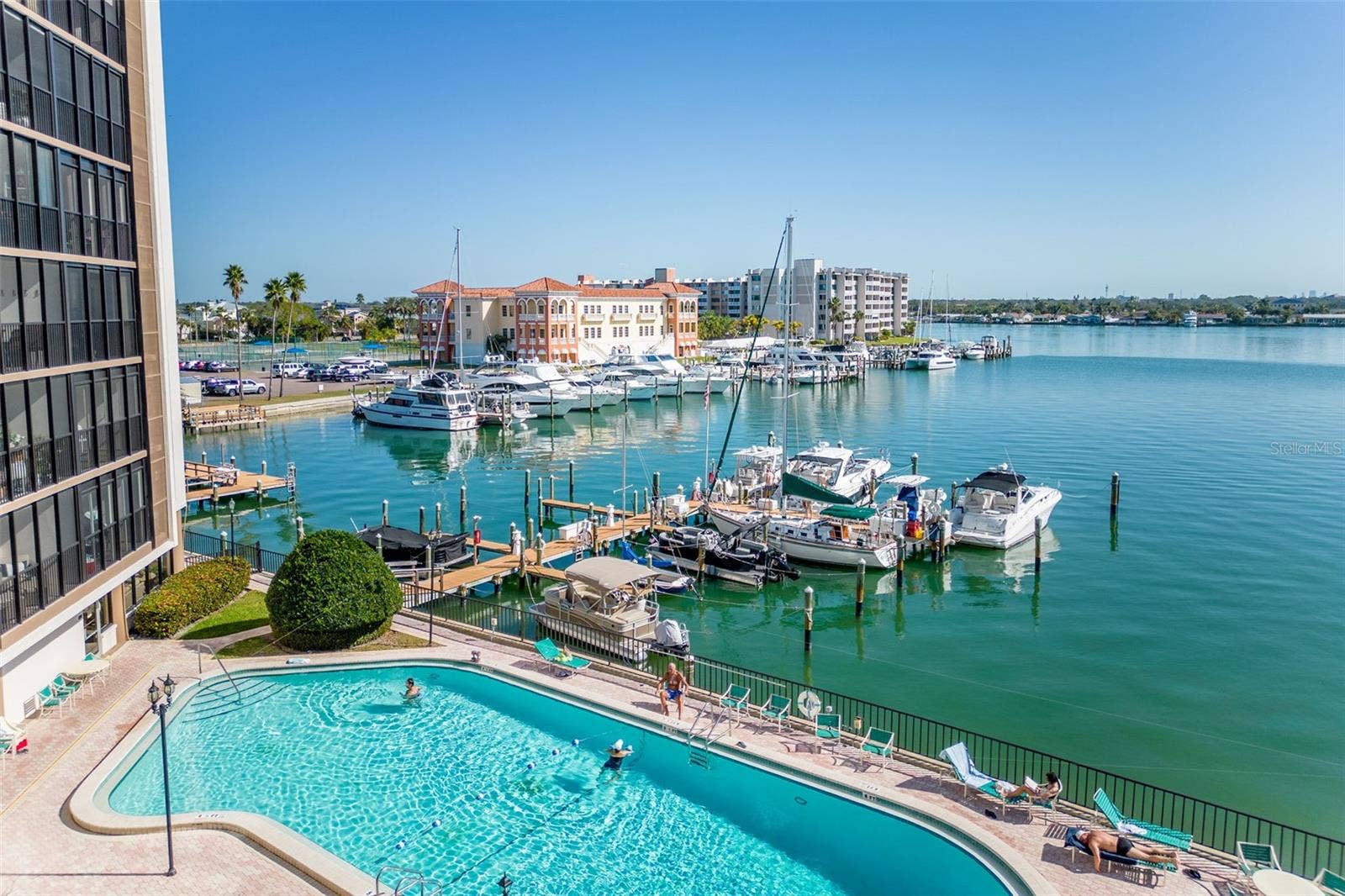 10355 PARADISE BOULEVARD, #213, Treasure Island, FL 33706 10355 PARADISE BOULEVARD, #213, Treasure Island, FL 33706