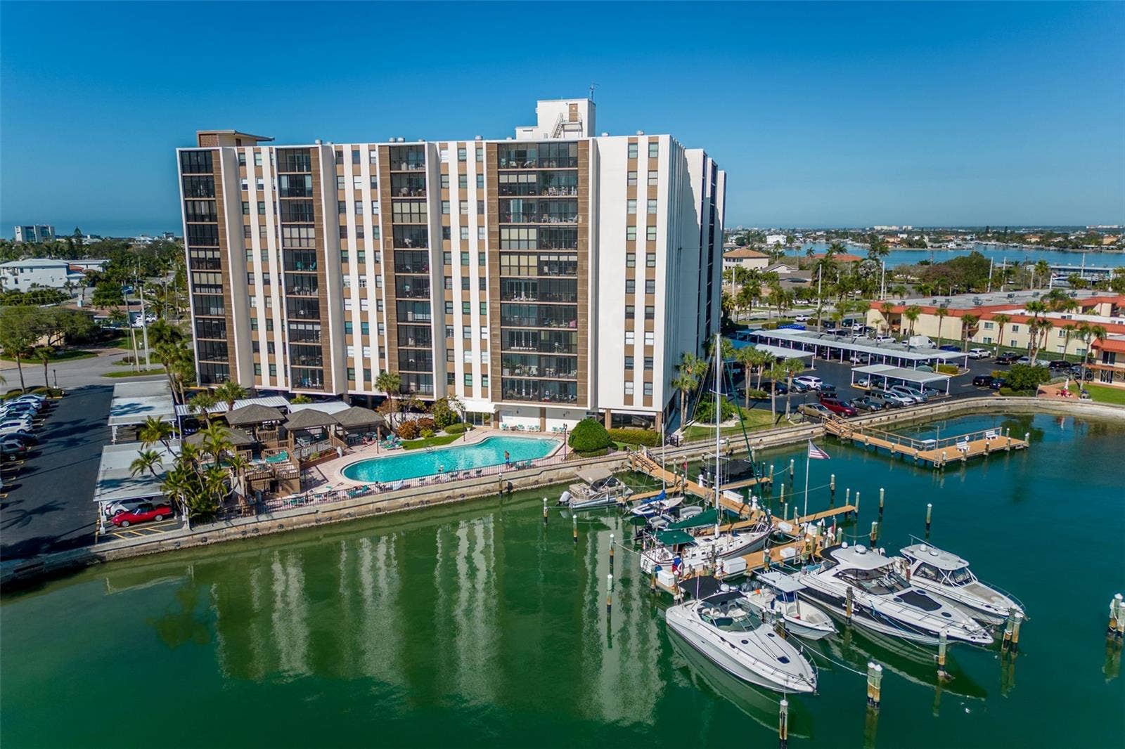 10355 PARADISE BOULEVARD, #213, Treasure Island, FL 33706 10355 PARADISE BOULEVARD, #213, Treasure Island, FL 33706