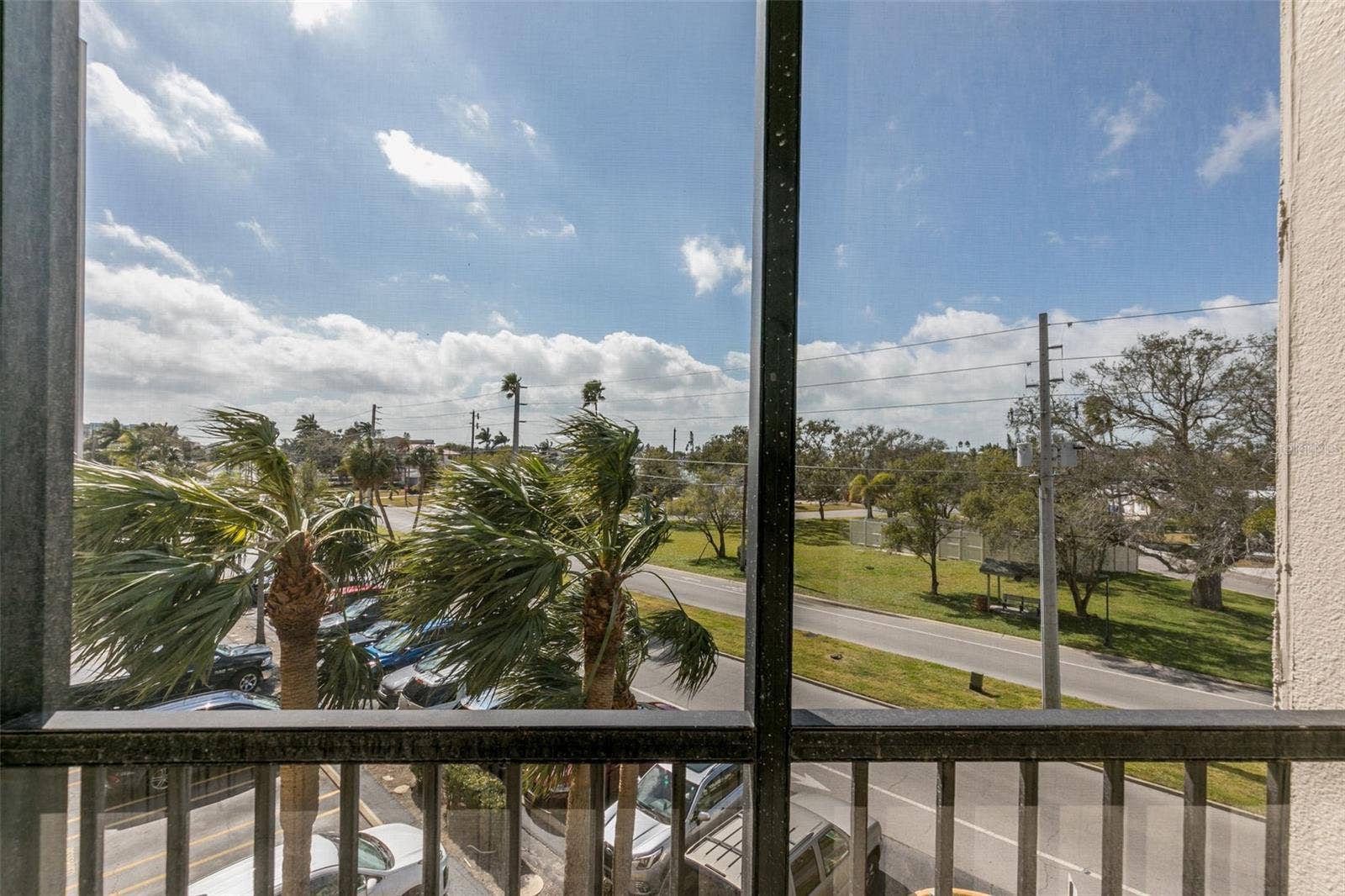 10355 PARADISE BOULEVARD, #213, Treasure Island, FL 33706 10355 PARADISE BOULEVARD, #213, Treasure Island, FL 33706