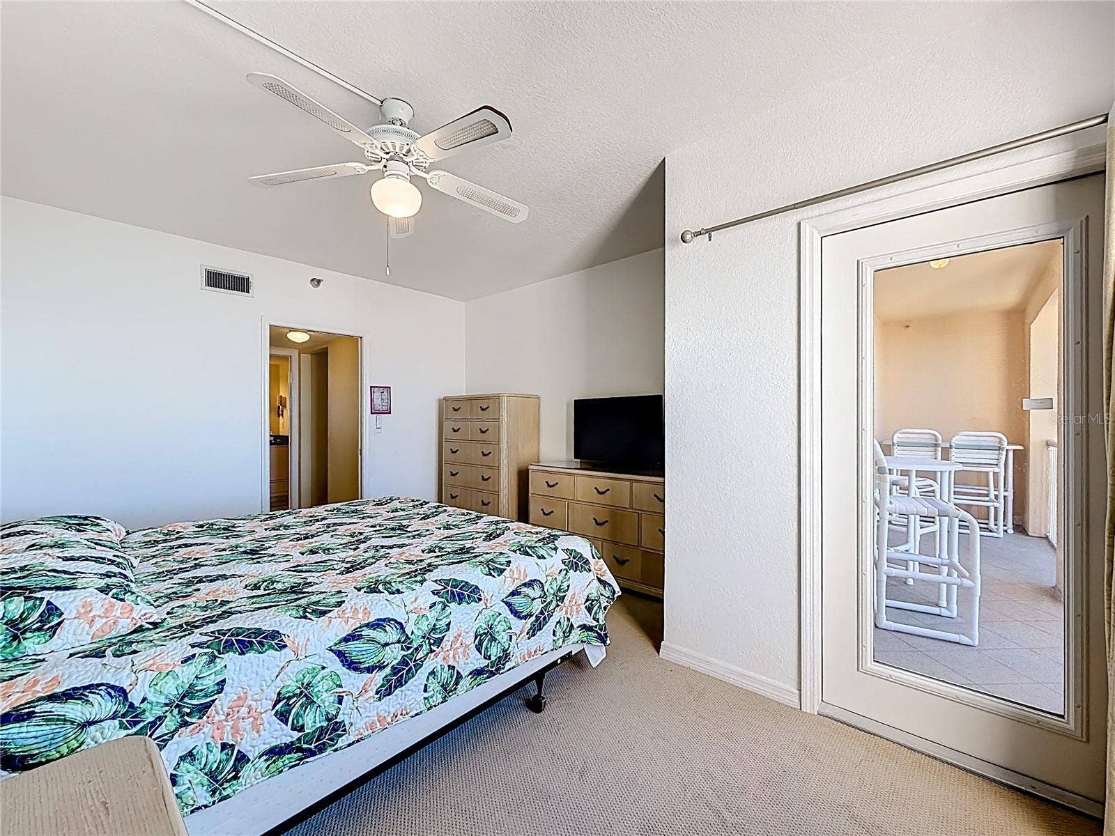 78 GULF BOULEVARD, #5, Indian Rocks Beach, FL 33785 78 GULF BOULEVARD, #5, Indian Rocks Beach, FL 33785