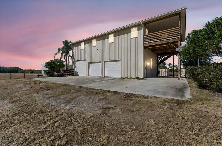 Property photo for 4026 MCINTOSH ESTATES LANE, Plant City, FL