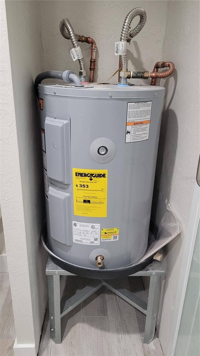 500 TREASURE ISLAND CAUSEWAY, #106, Treasure Island, FL 33706 New water heater
