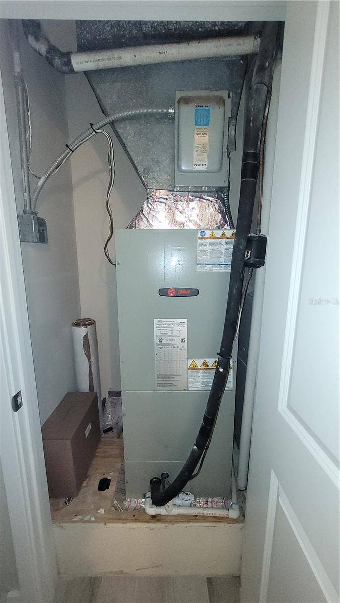 500 TREASURE ISLAND CAUSEWAY, #106, Treasure Island, FL 33706 New AC unit