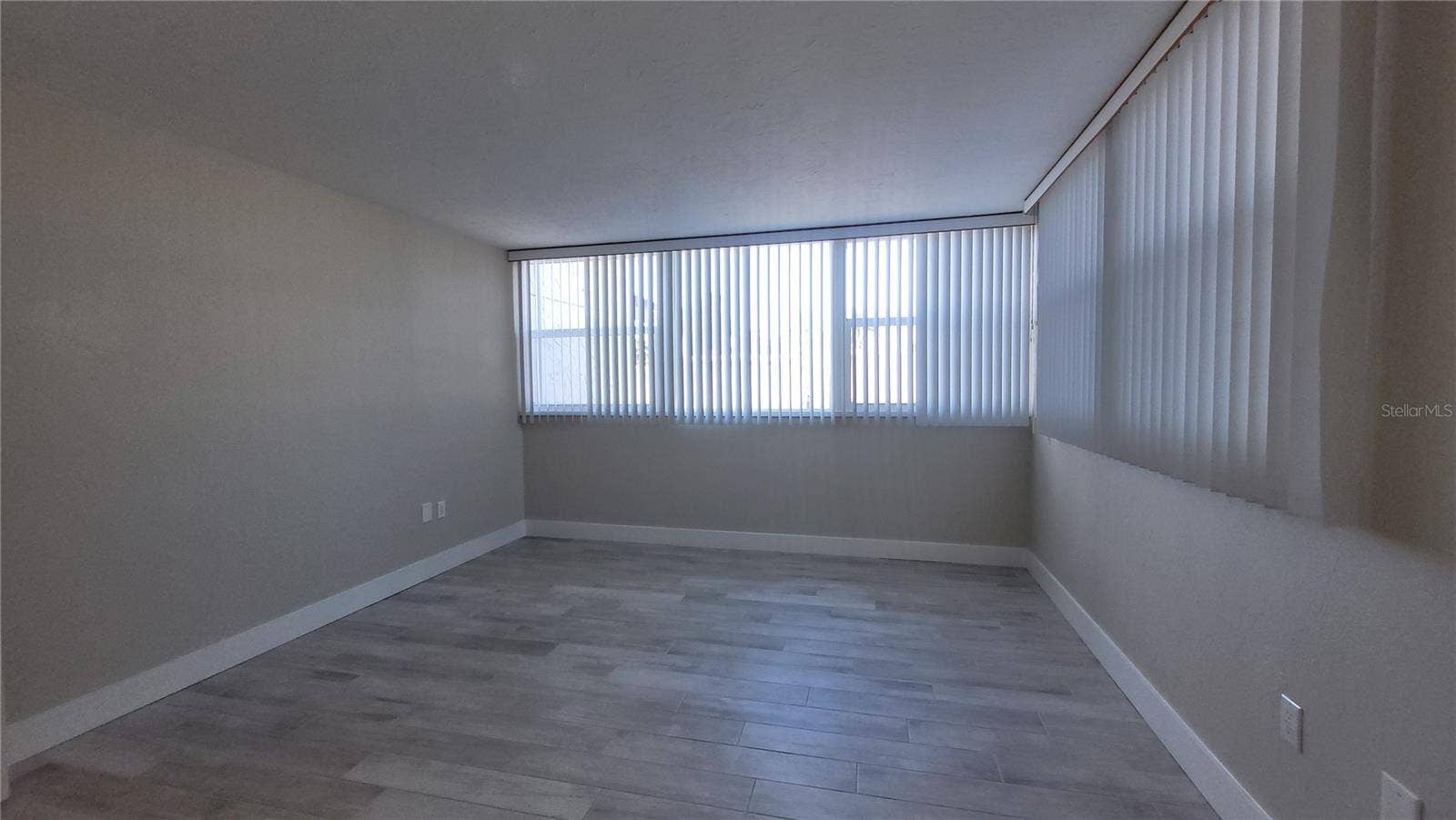 500 TREASURE ISLAND CAUSEWAY, #106, Treasure Island, FL 33706 500 TREASURE ISLAND CAUSEWAY, #106, Treasure Island, FL 33706