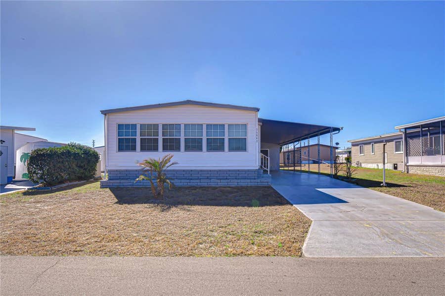 Property photo for Zephyrhills, FL