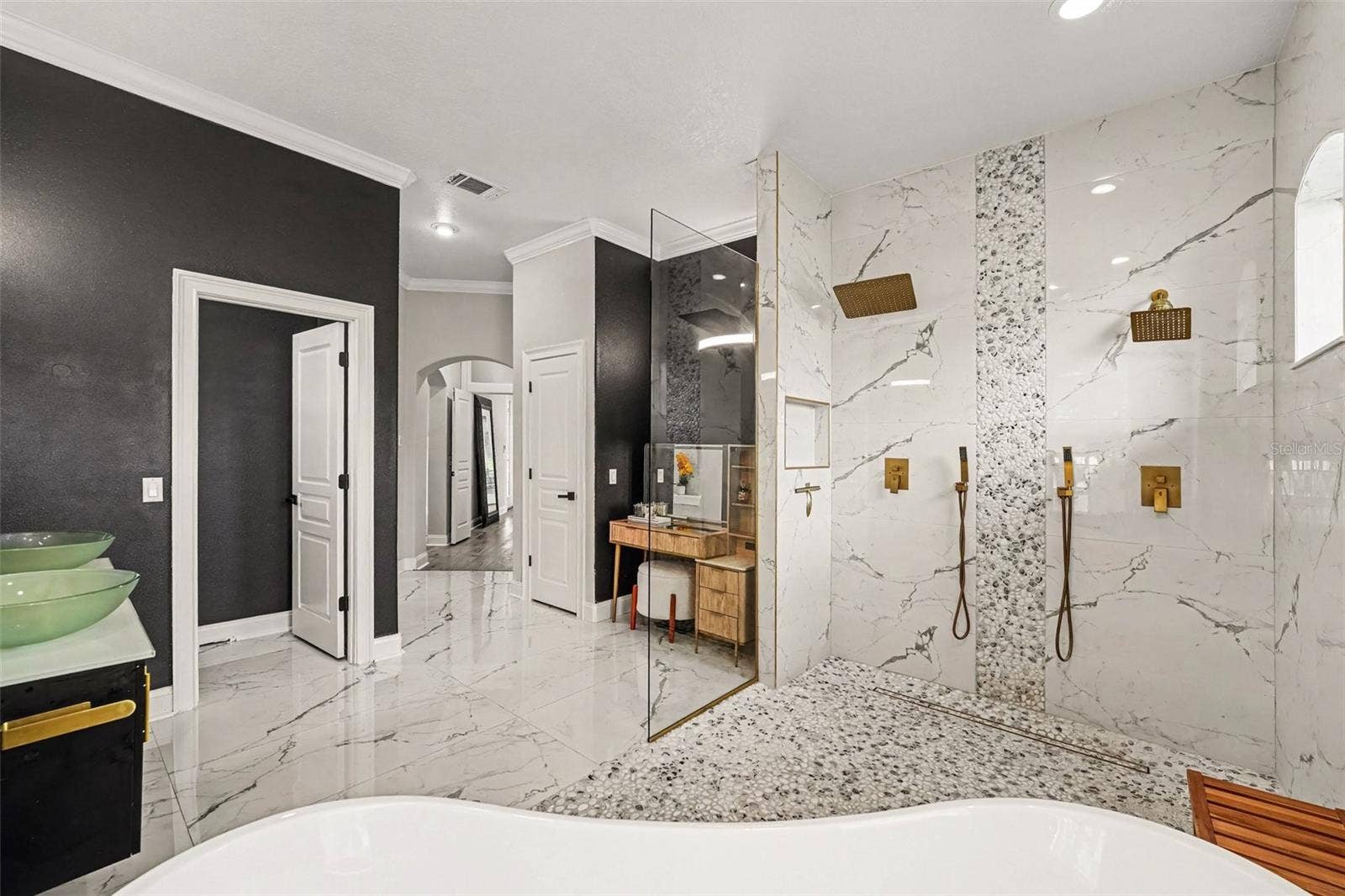 655 WHISPER WOODS DRIVE, Lakeland, FL 33813 Primary Bathroom