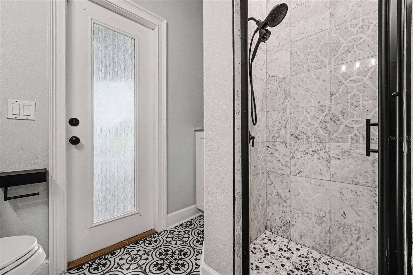 655 WHISPER WOODS DRIVE, Lakeland, FL 33813 Pool Bathroom