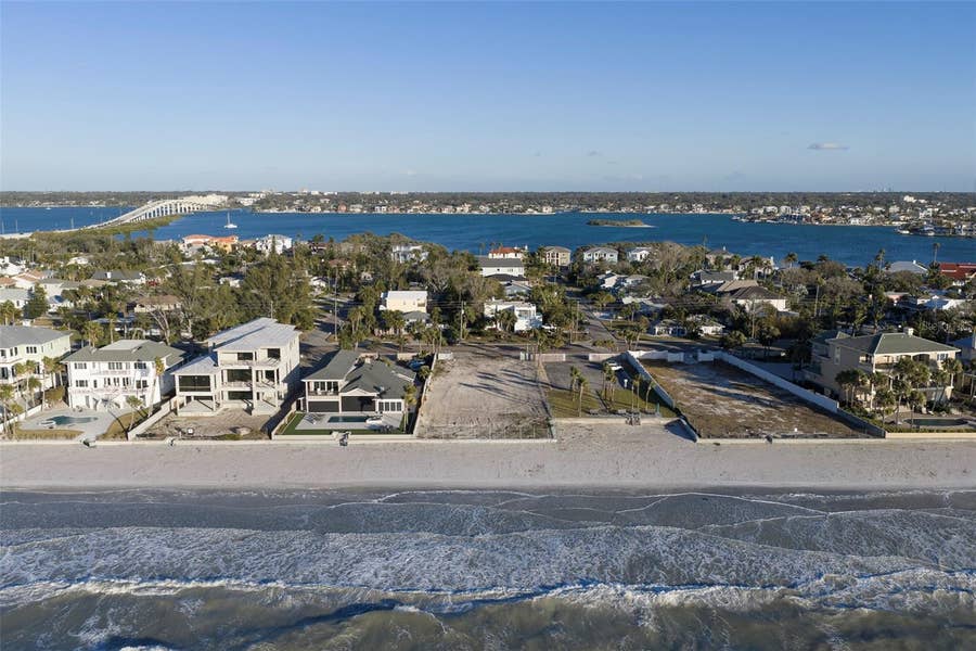 Property photo for 620.5 GULF BOULEVARD, Belleair Shore, FL