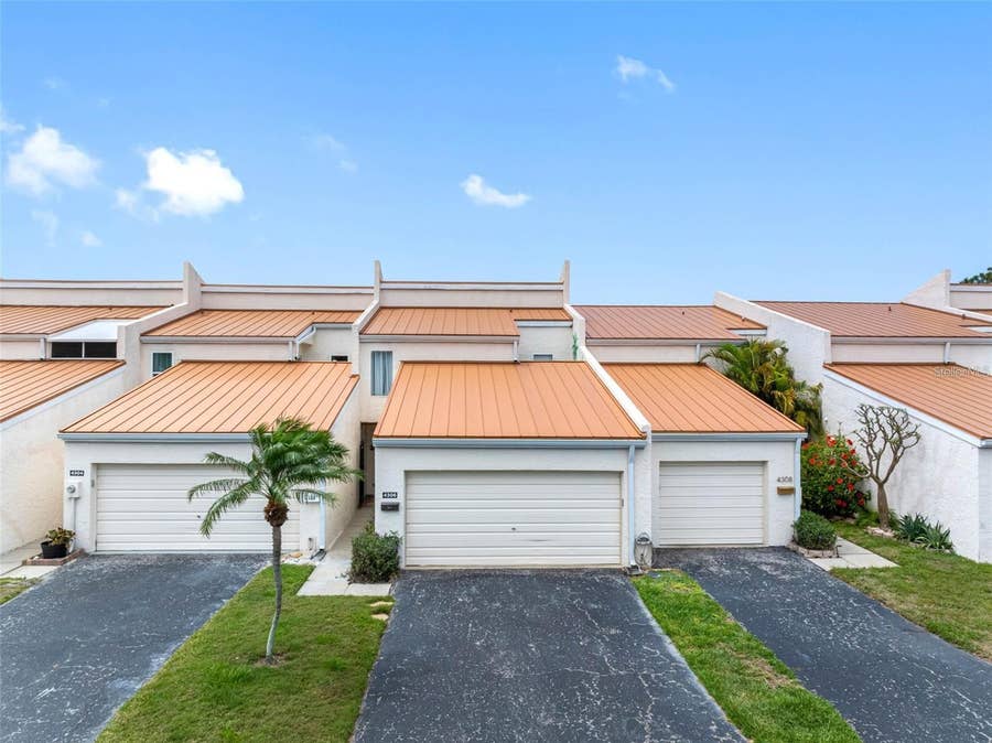 Property photo for 4306 SUNRAY COURT, Tampa, FL