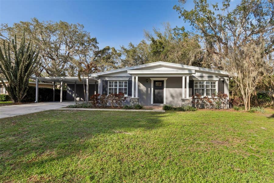 Property photo for 308 BRENTWOOD DRIVE, Temple Terrace, FL