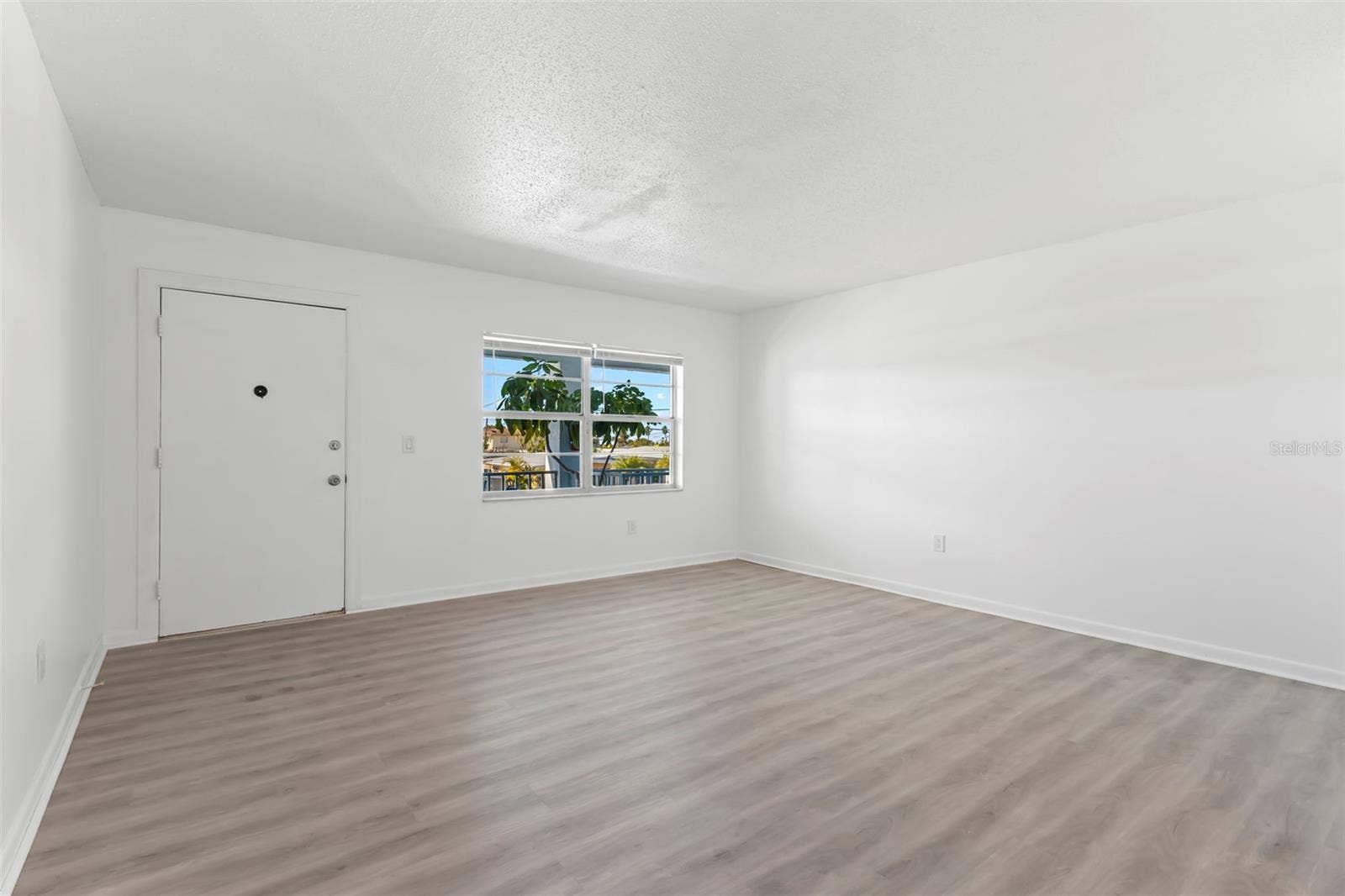 11025 2ND STREET E, #8, Treasure Island, FL 33706 11025 2ND STREET E, #8, Treasure Island, FL 33706