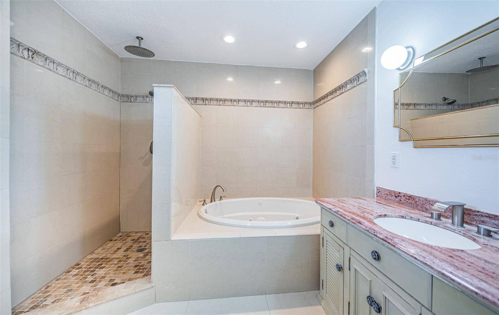 12274 1ST STREET W, #8, Treasure Island, FL 33706 12274 1ST STREET W, #8, Treasure Island, FL 33706