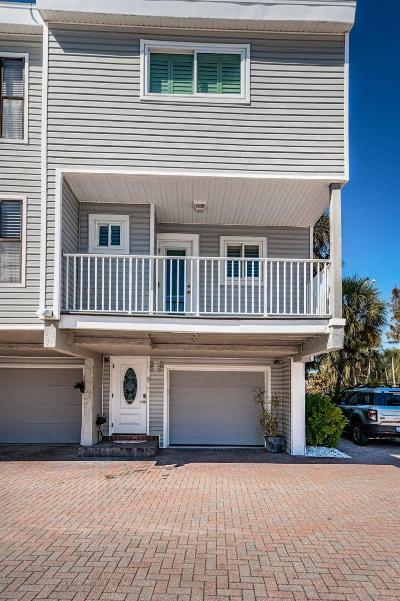 12274 1ST STREET W, #8, Treasure Island, FL 33706 12274 1ST STREET W, #8, Treasure Island, FL 33706