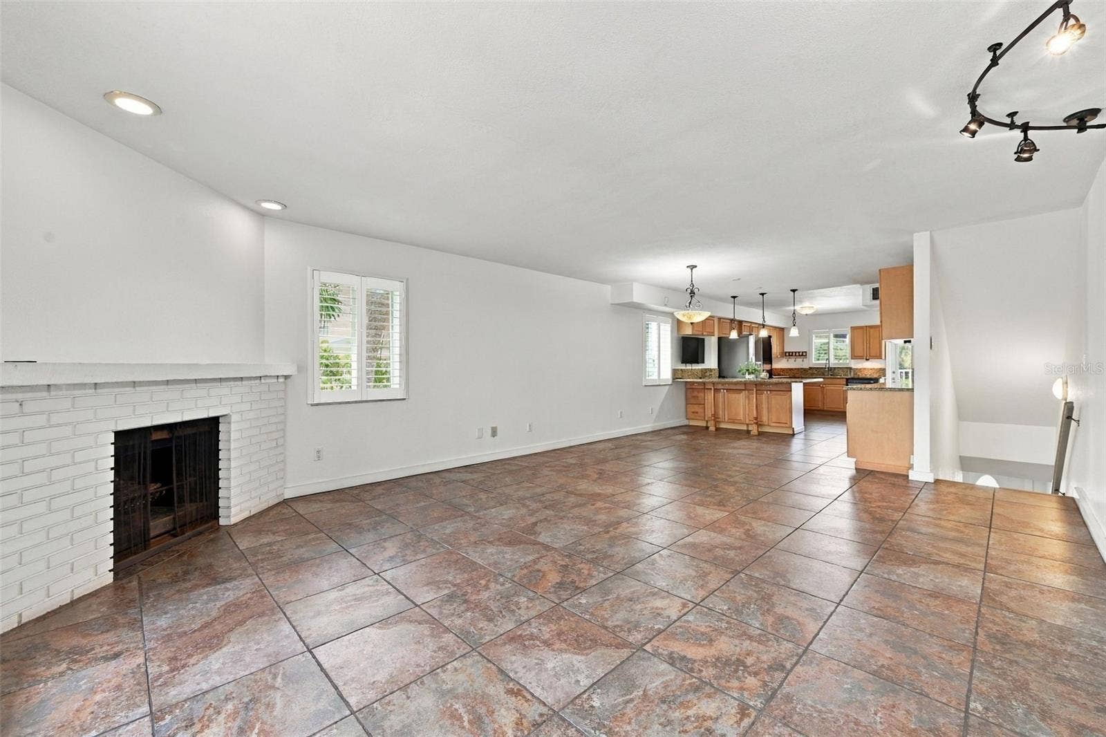 12274 1ST STREET W, #8, Treasure Island, FL 33706 12274 1ST STREET W, #8, Treasure Island, FL 33706