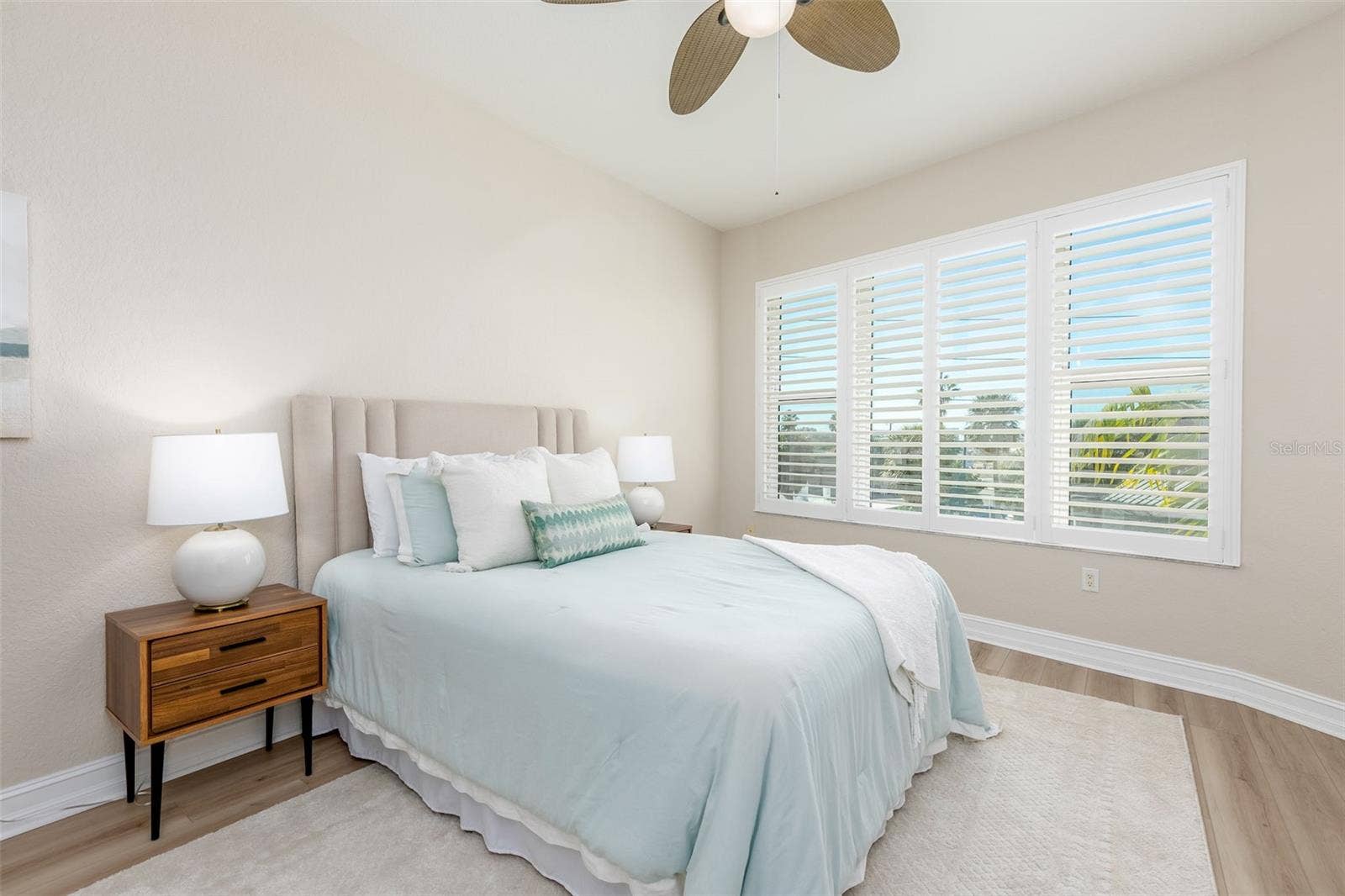 220 108TH AVENUE, #304, Treasure Island, FL 33706 220 108TH AVENUE, #304, Treasure Island, FL 33706