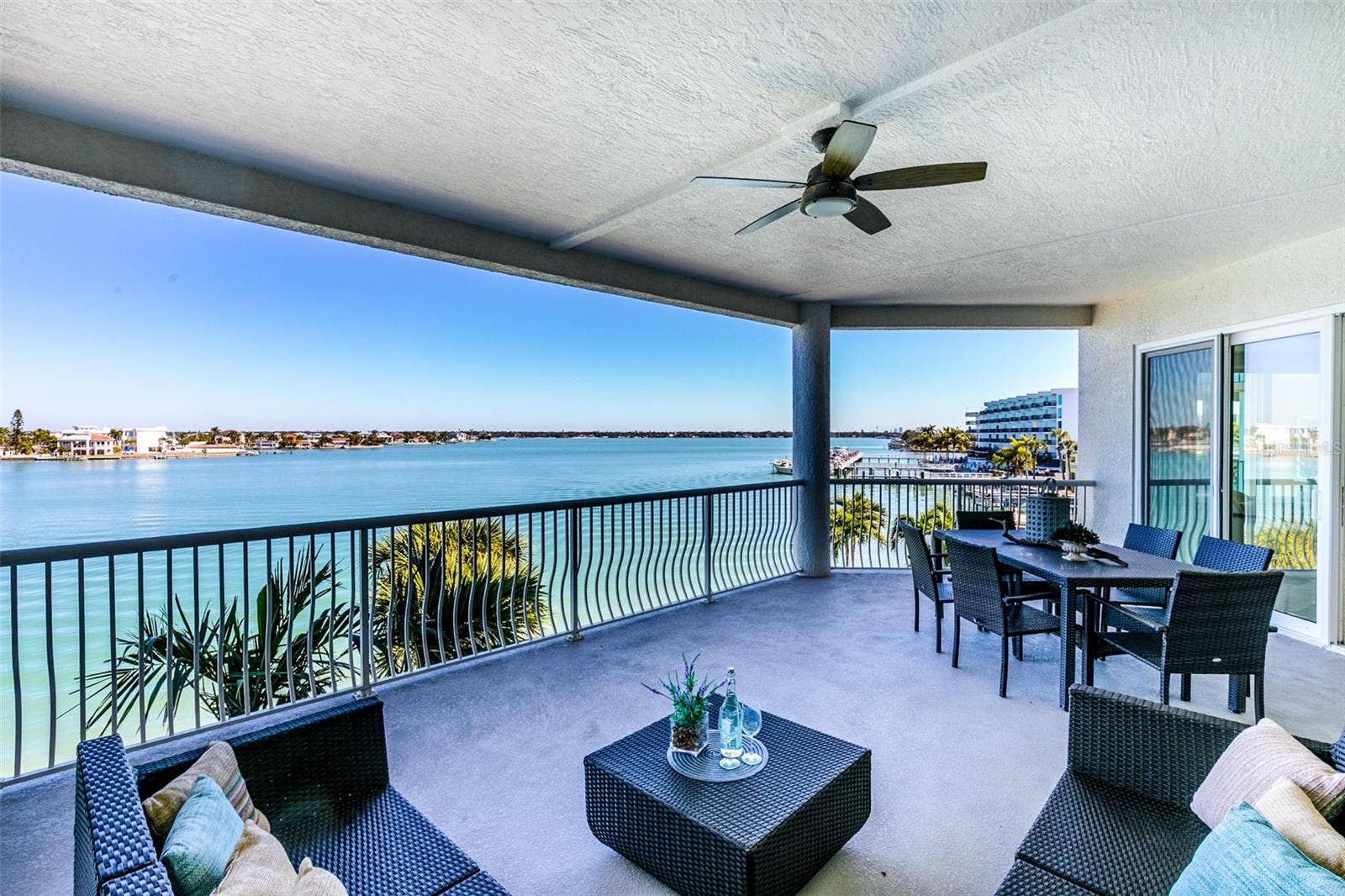 220 108TH AVENUE, #304, Treasure Island, FL 33706 220 108TH AVENUE, #304, Treasure Island, FL 33706