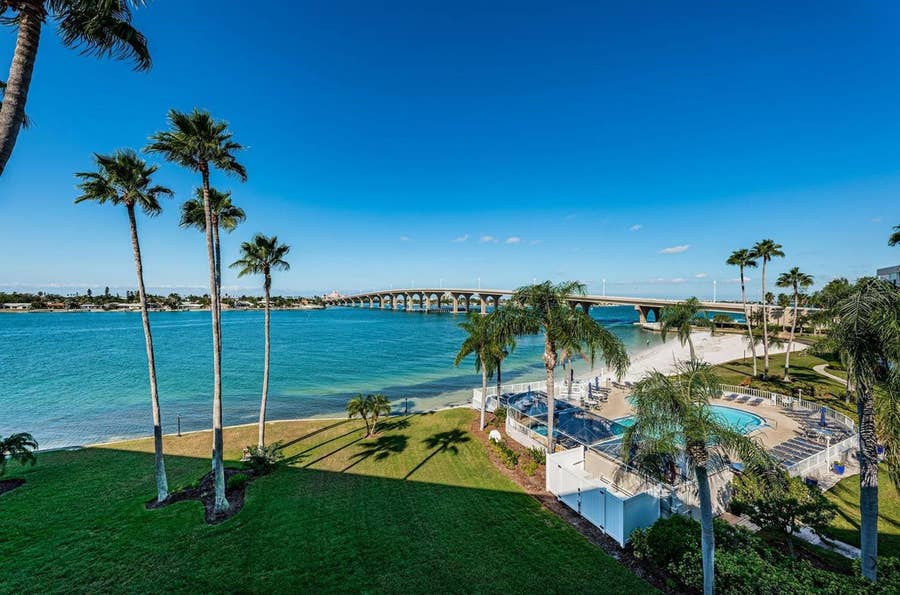 Property photo for 5901 BAHIA DEL MAR CIRCLE, #422, St Petersburg, FL