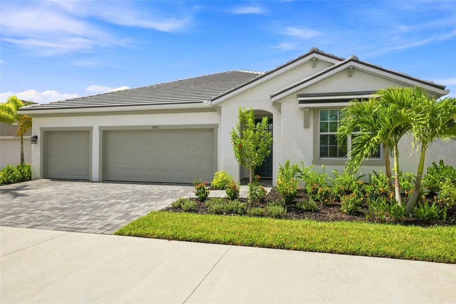 Property photo for 11965 STARBRIGHT PATH, Venice, FL