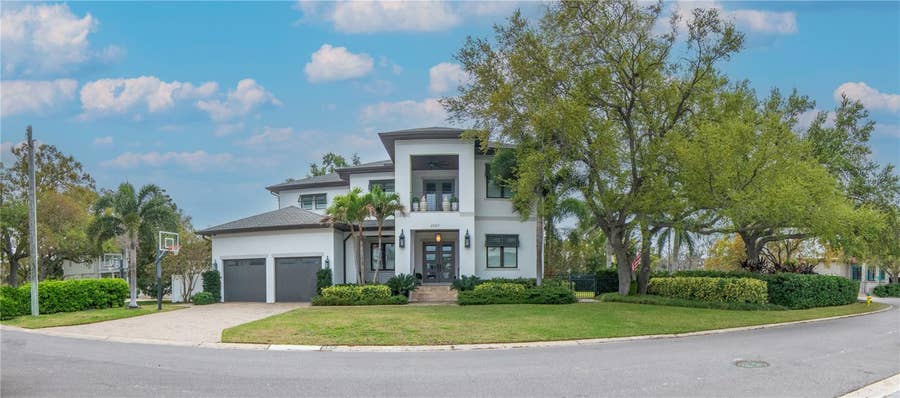 Property photo for 2501 S DUNDEE STREET, Tampa, FL