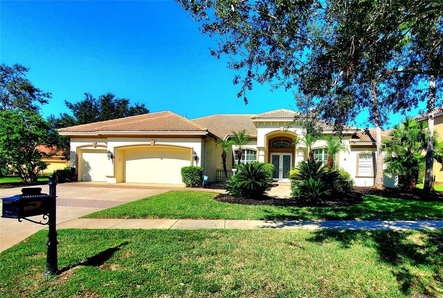 Property photo for 10004 TREE TOPS LAKE ROAD, Tampa, FL