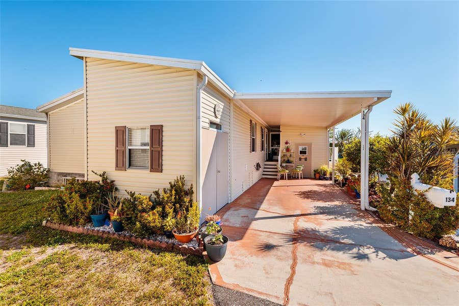 Property photo for 134 AMERICANA COURT NE, #216, St Petersburg, FL
