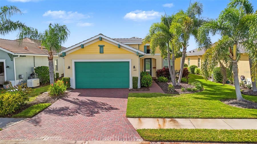 Property photo for 1022 OVERLOOK COURT, Bradenton, FL