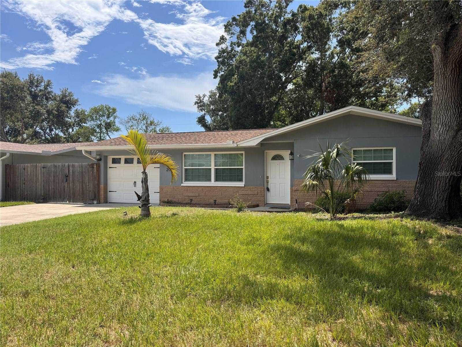 2020 YALE AVENUE, Dunedin, FL 34698