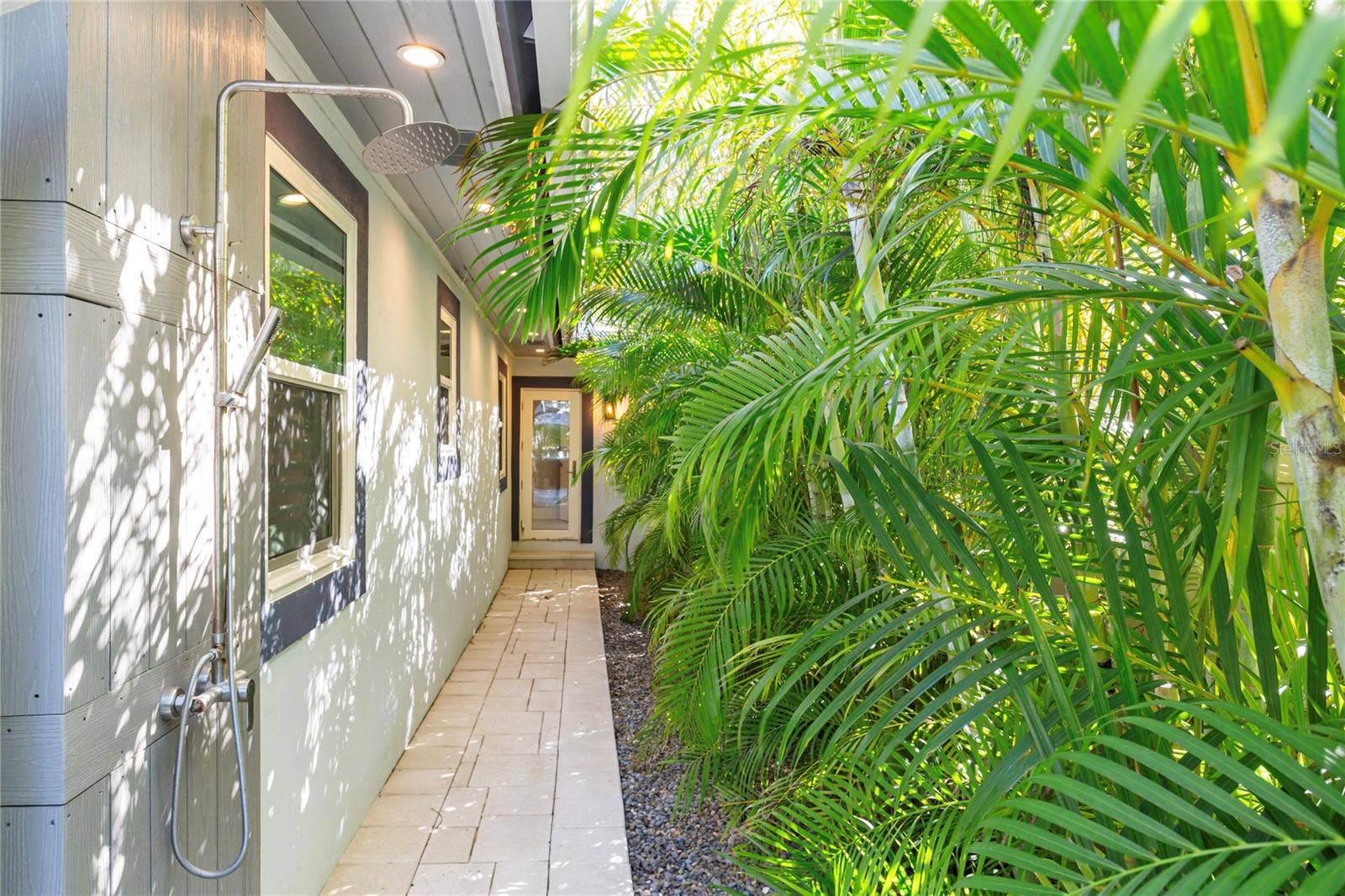135 93RD AVENUE, Treasure Island, FL 33706