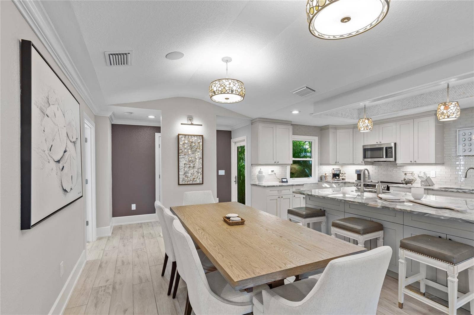 135 93RD AVENUE, Treasure Island, FL 33706