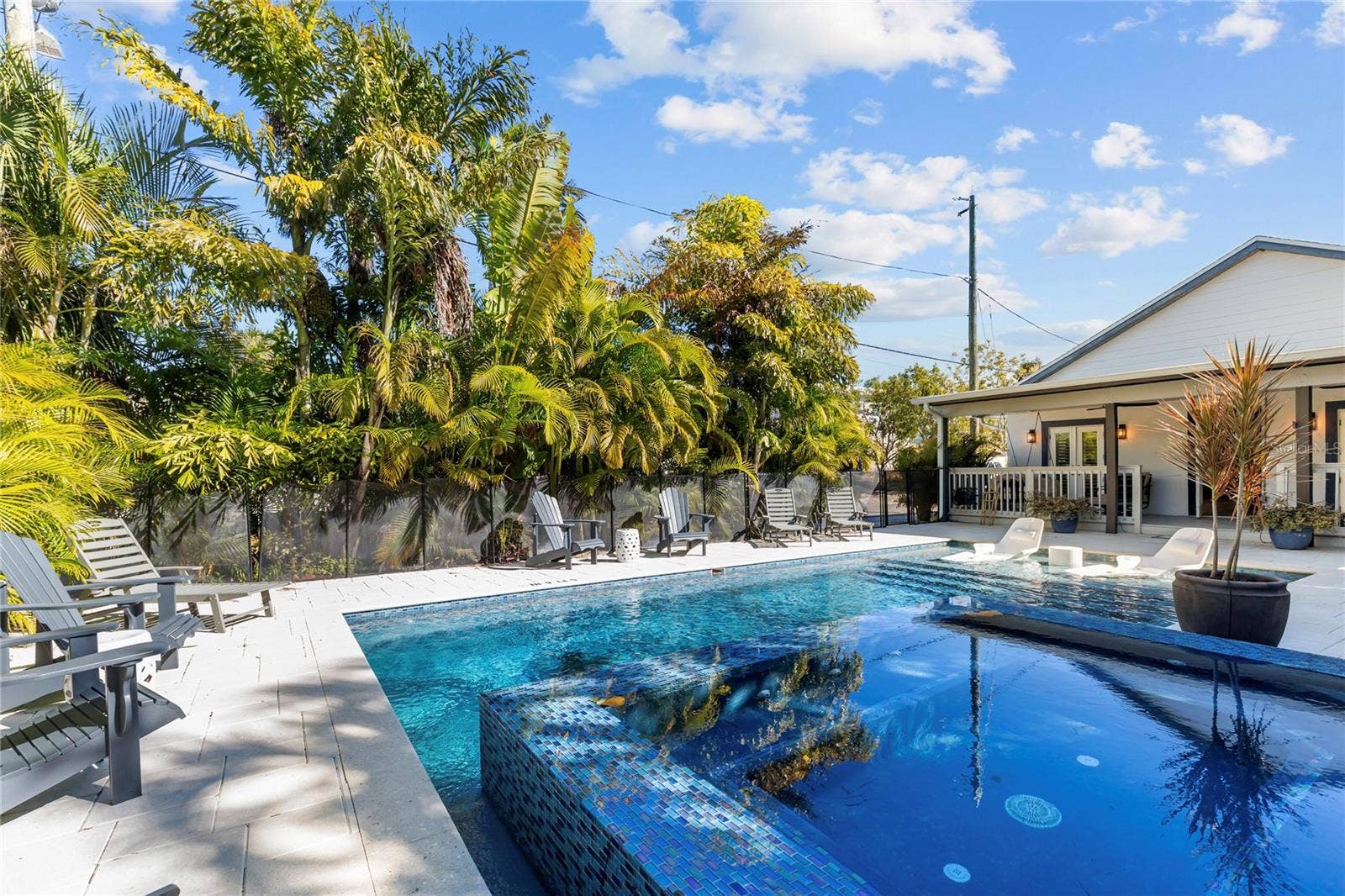135 93RD AVENUE, Treasure Island, FL 33706