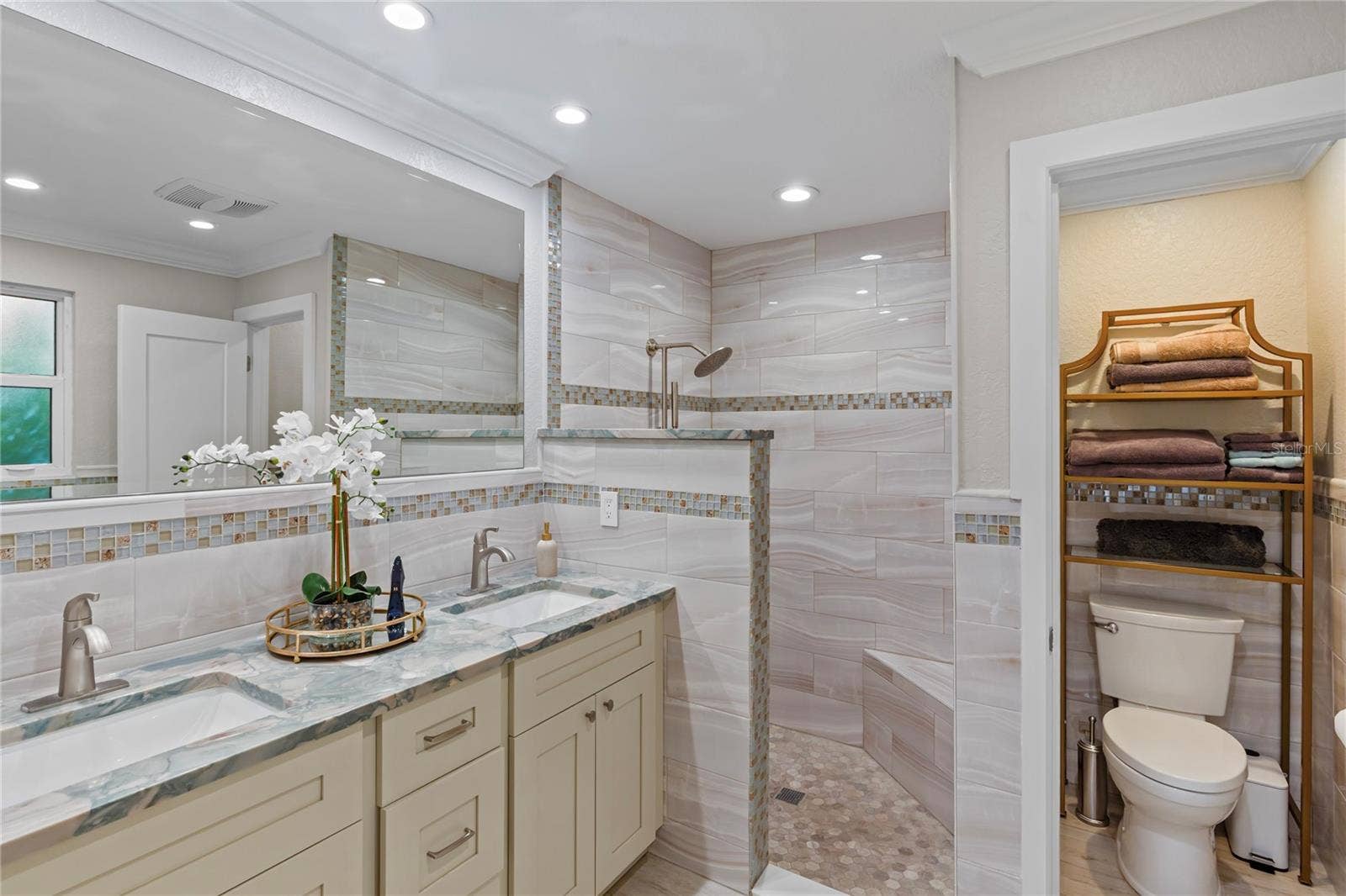 135 93RD AVENUE, Treasure Island, FL 33706