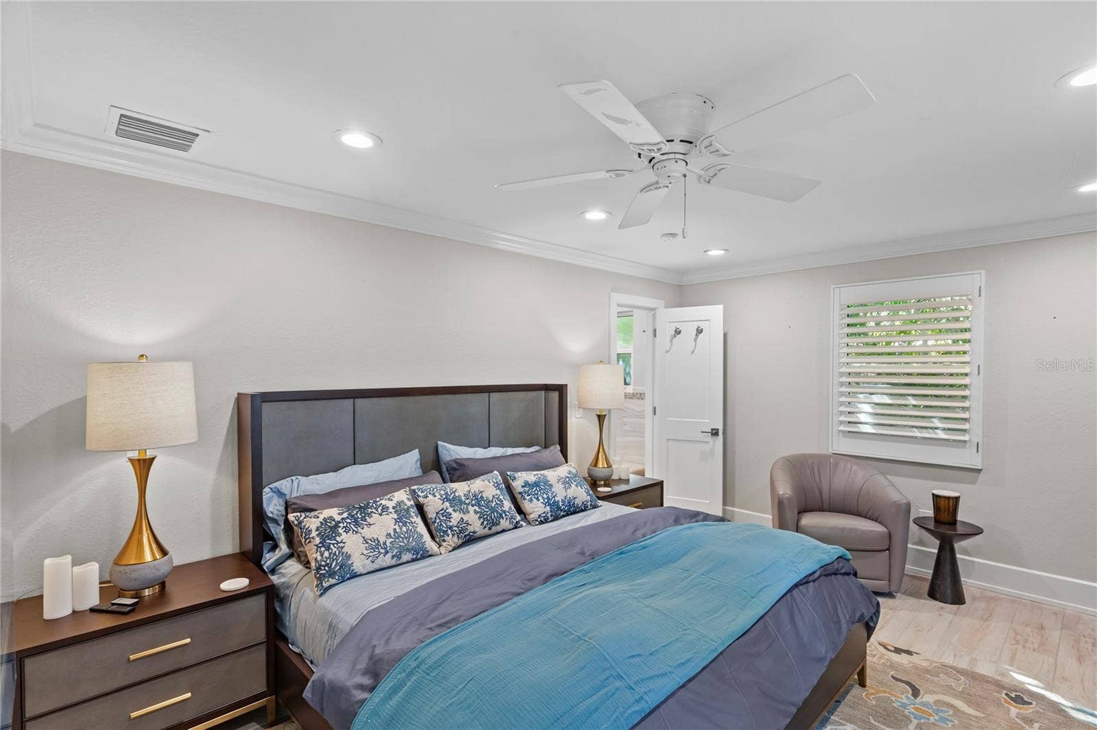 135 93RD AVENUE, Treasure Island, FL 33706