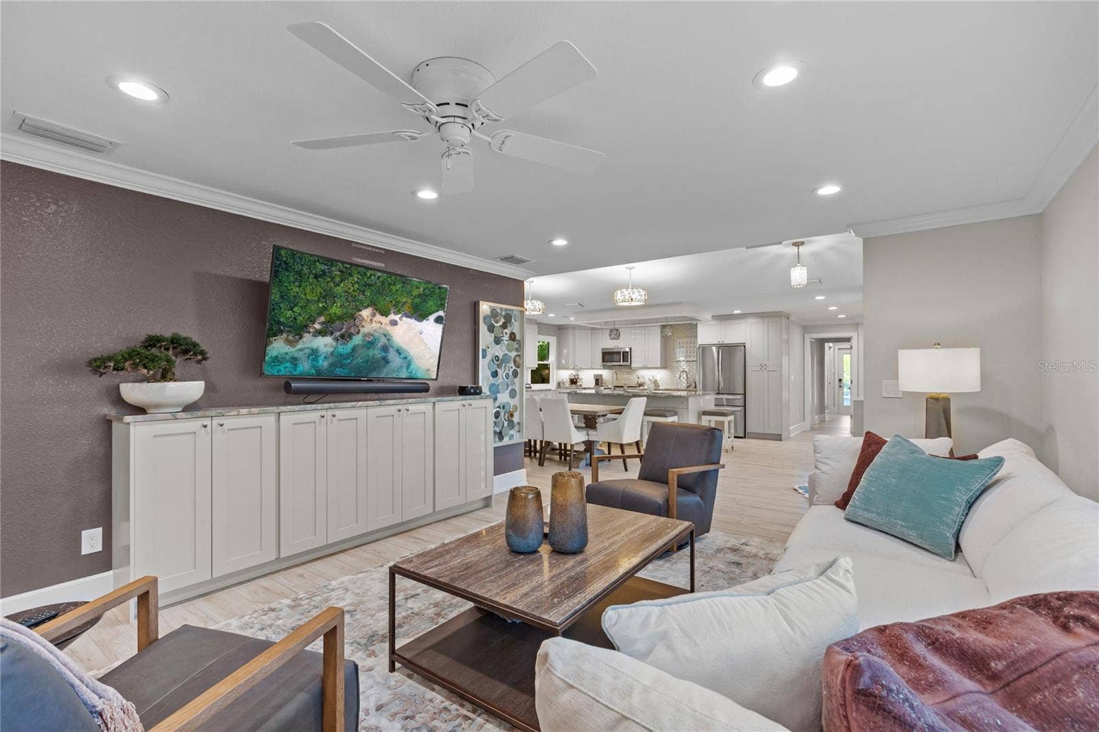 135 93RD AVENUE, Treasure Island, FL 33706