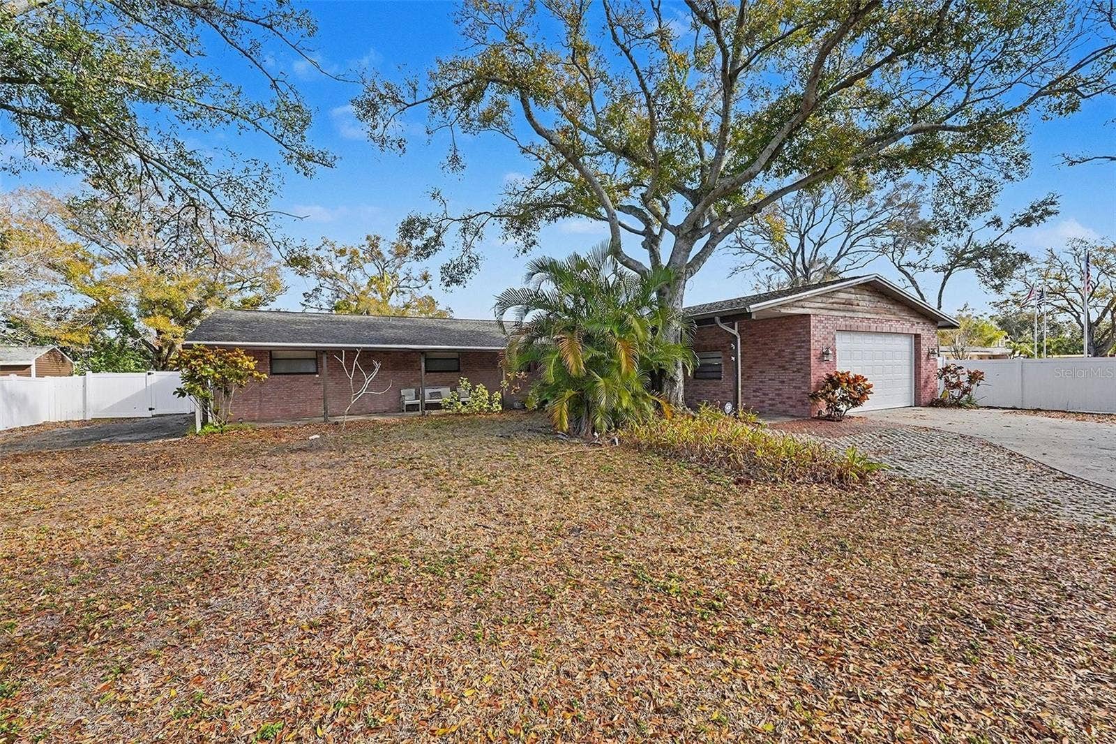 5967 102ND AVENUE N, Pinellas Park, FL 33782 5967 102ND AVENUE N, Pinellas Park, FL 33782