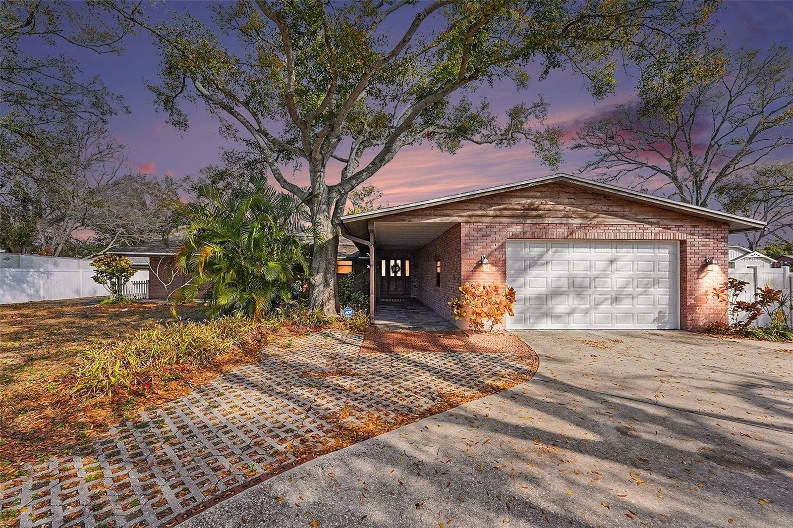 5967 102ND AVENUE N, Pinellas Park, FL 33782 5967 102ND AVENUE N, Pinellas Park, FL 33782