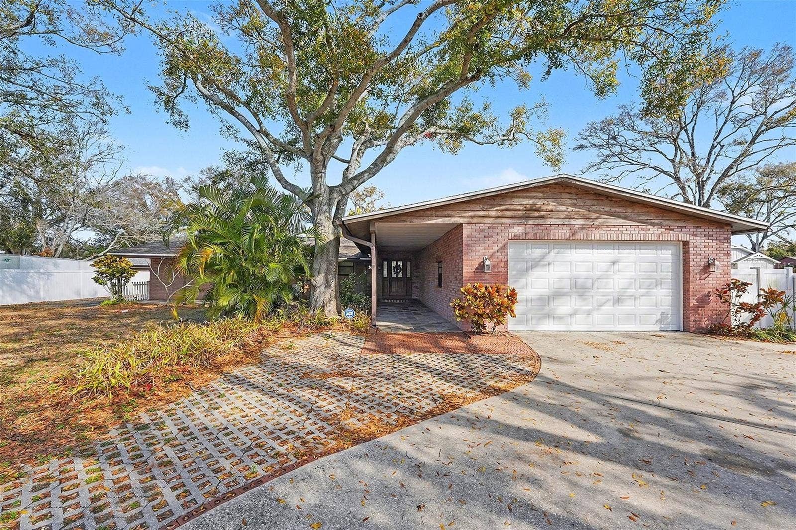 5967 102ND AVENUE N, Pinellas Park, FL 33782 5967 102ND AVENUE N, Pinellas Park, FL 33782