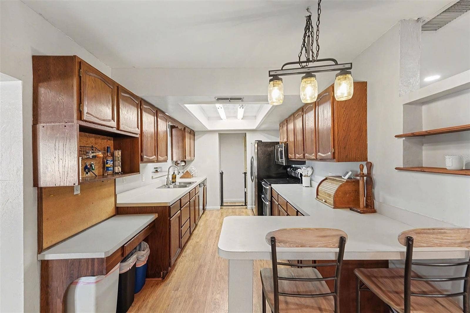5967 102ND AVENUE N, Pinellas Park, FL 33782 Kitchen w/Breakfast Bar