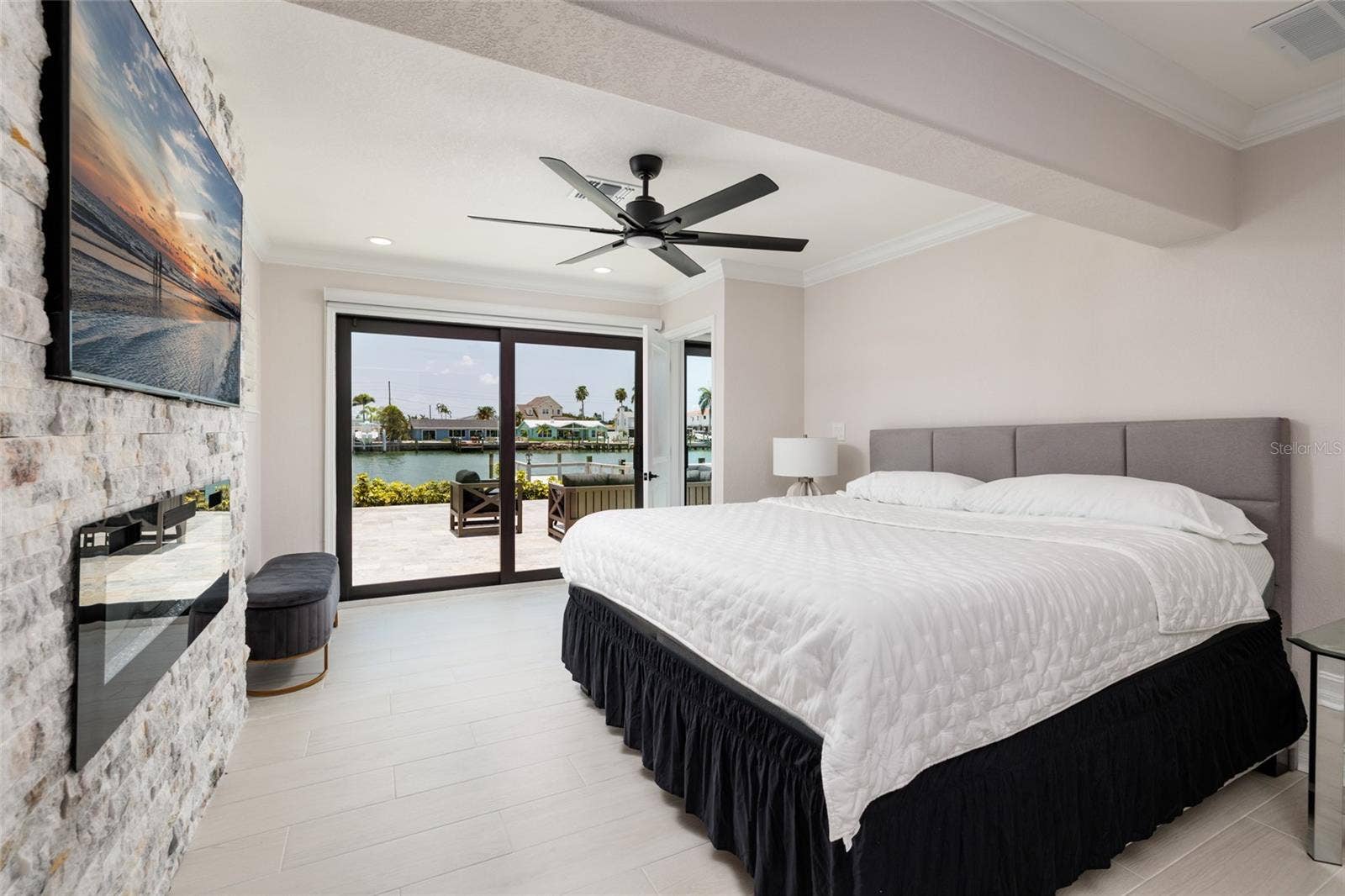 825 116TH AVENUE, Treasure Island, FL 33706 825 116TH AVENUE, Treasure Island, FL 33706