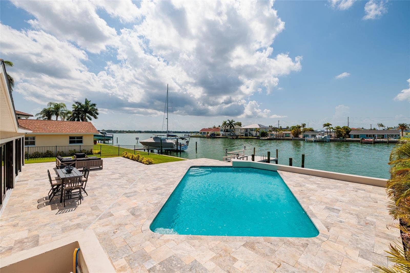 825 116TH AVENUE, Treasure Island, FL 33706 825 116TH AVENUE, Treasure Island, FL 33706