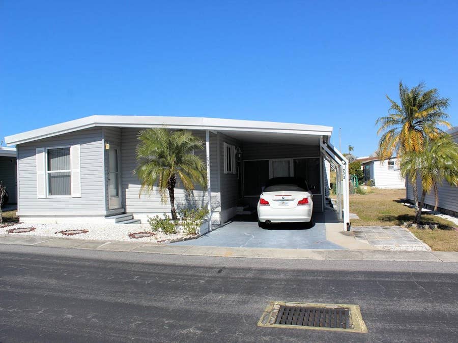 Property photo for 773 ROYAL PALM CIRCLE, Largo, FL