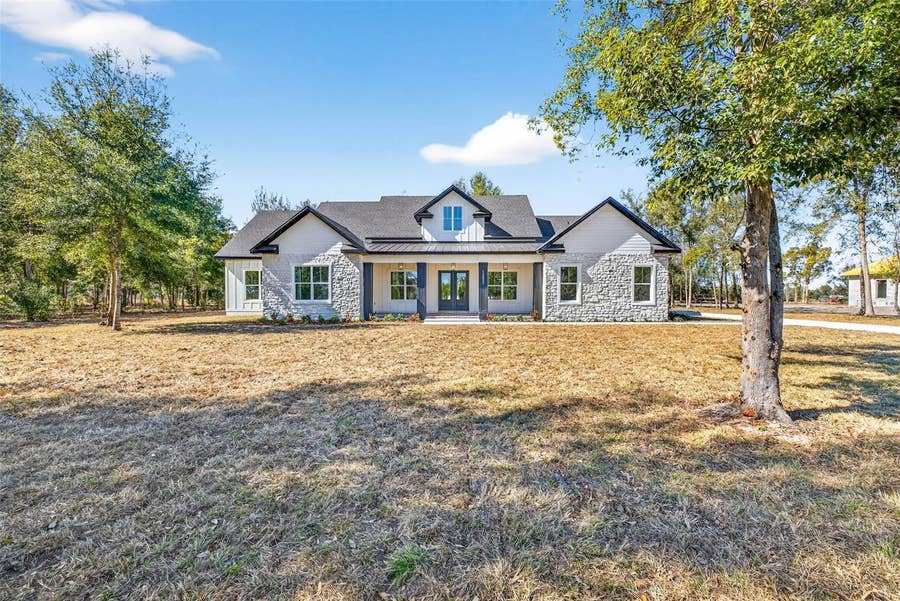 Property photo for 14823 CRIMSON OAKS TRAIL, Dade City, FL