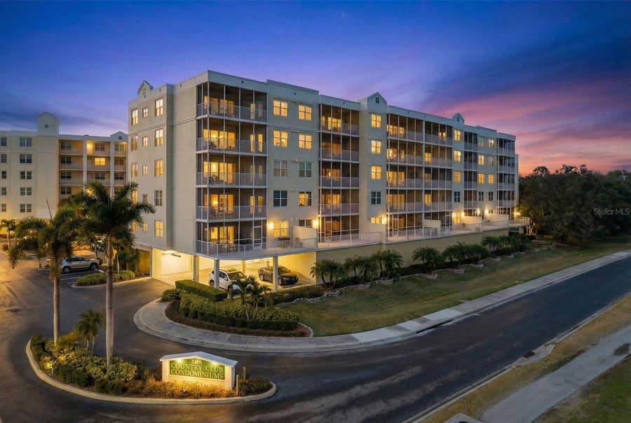 Property photo for 1200 COUNTRY CLUB DRIVE, #4202, Largo, FL